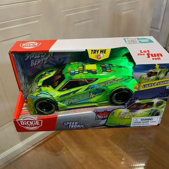 Dickie Toys - Racing Car with Lights and Sounds (Size 20 x 7 cm approximately) - Picture 4 of 8